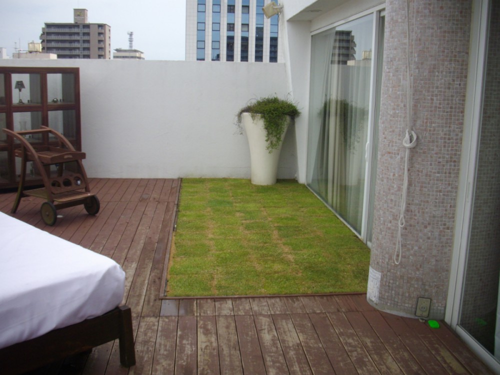 某結婚式場　屋上芝改修工事